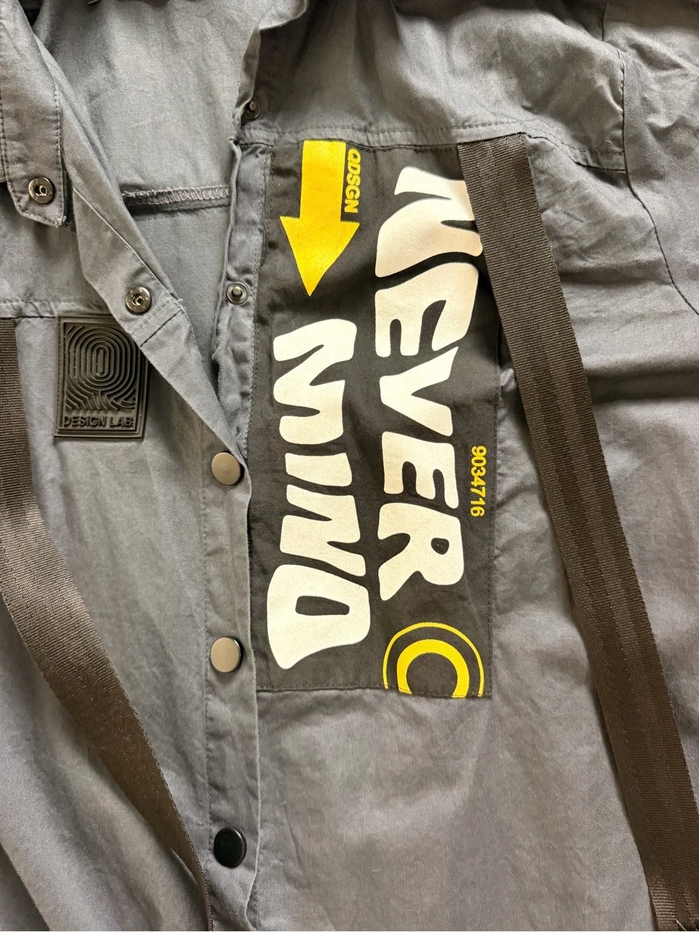 Design Lab Lord & Taylor Gray Trench Coat with Yellow Graphic Arrow